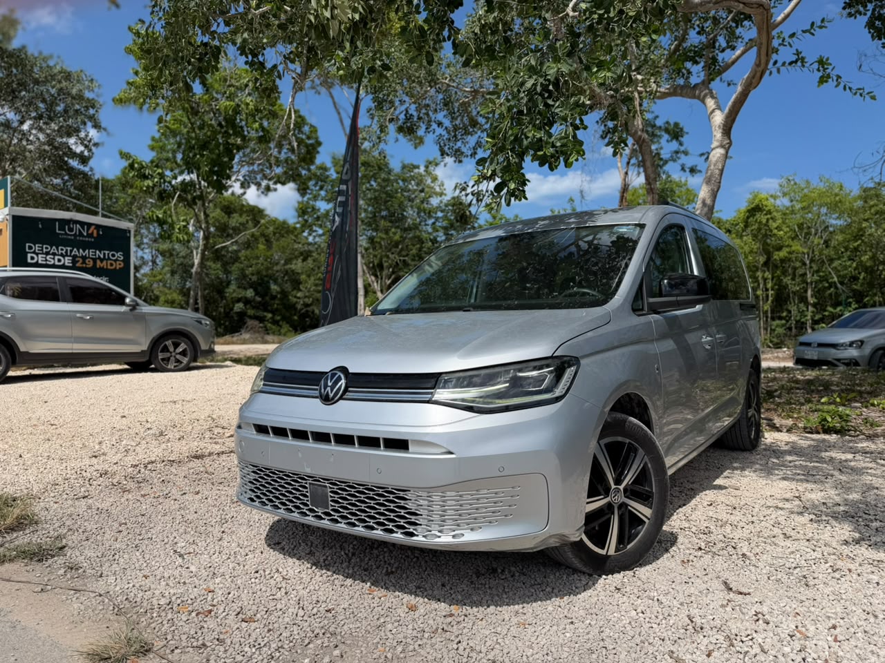 Foto 1 de 3 — 2022 Volkswagen Caddy