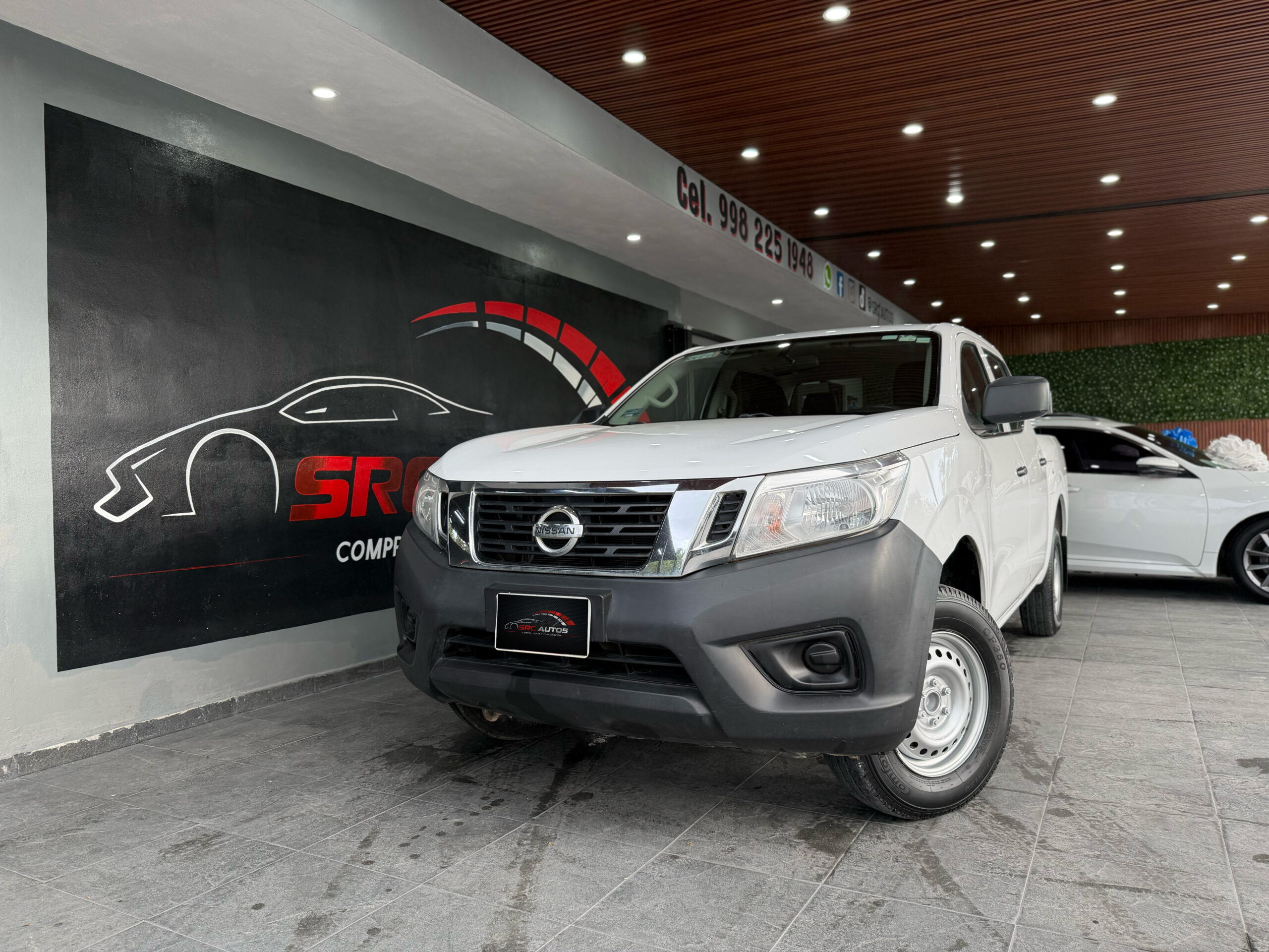 Foto 1 de 3 — 2020 Nissan NP300