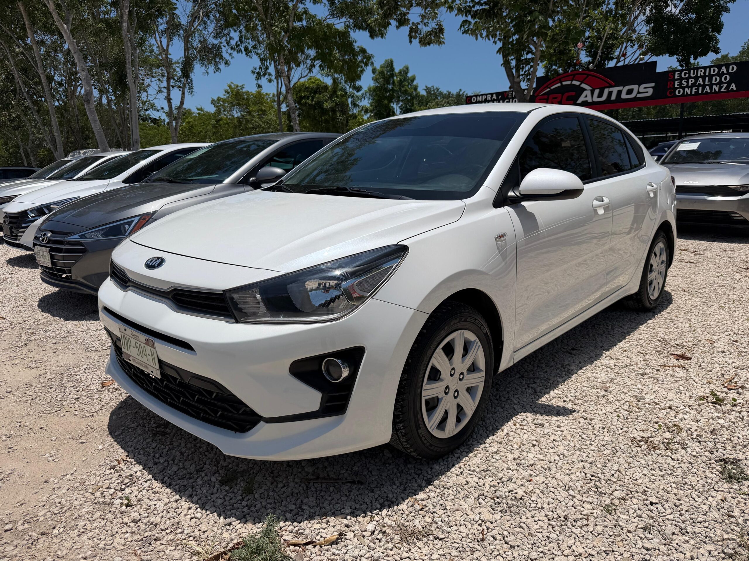Foto 1 de 3 — 2021 Kia Rio