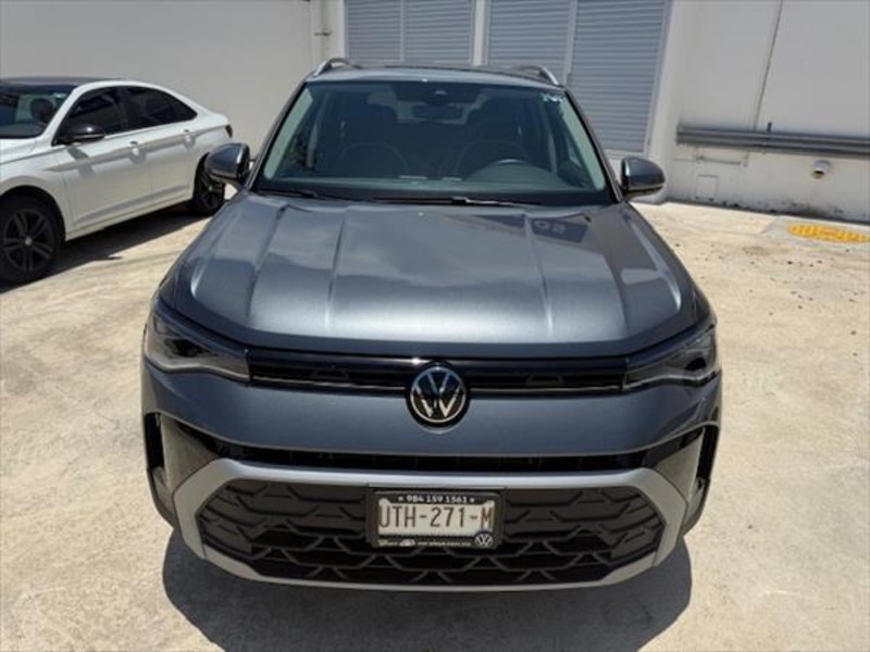 Foto 1 de 3 — 2025 Volkswagen Taos COMFORTLINE L4 1.4T AUT
