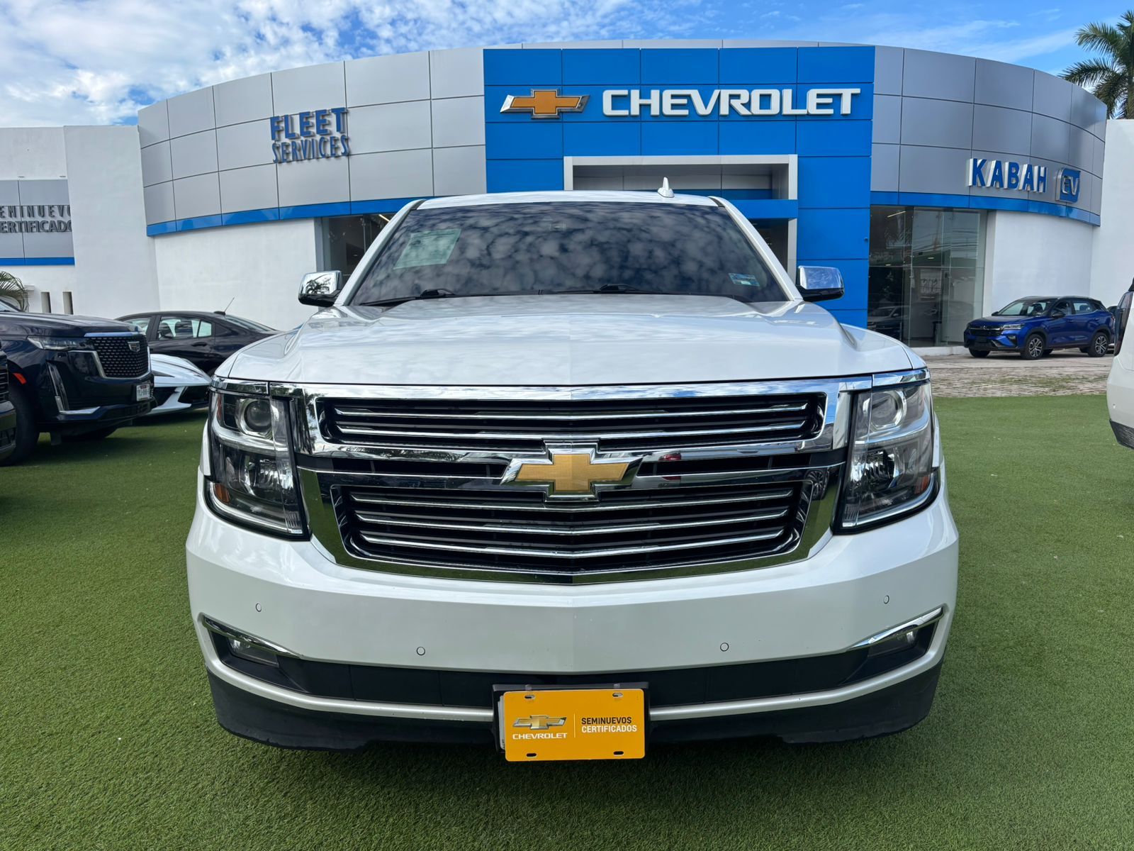 2019 Chevrolet Suburban 5.3 V8 Premier Piel 3 Filas Asientos 4x4 At