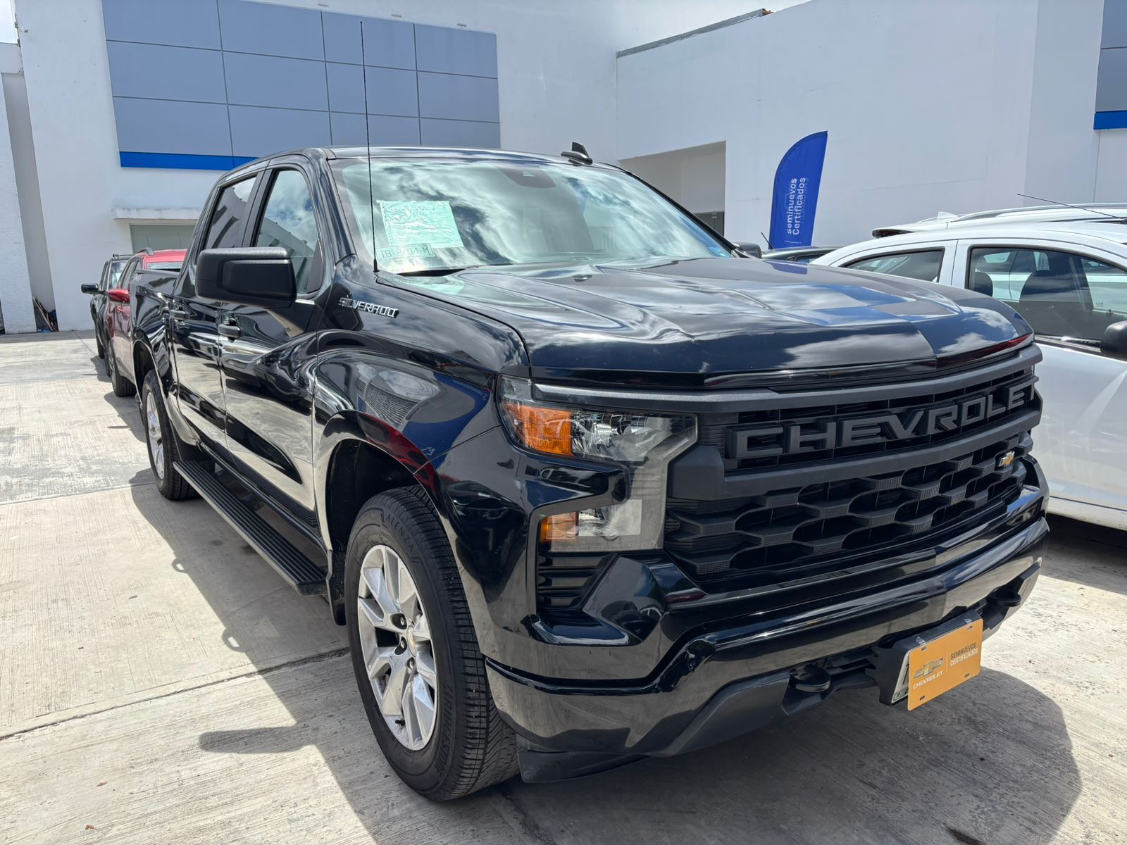2023 Chevrolet Silverado 5.3 V8 3500 WT Chasis Cabina Mt