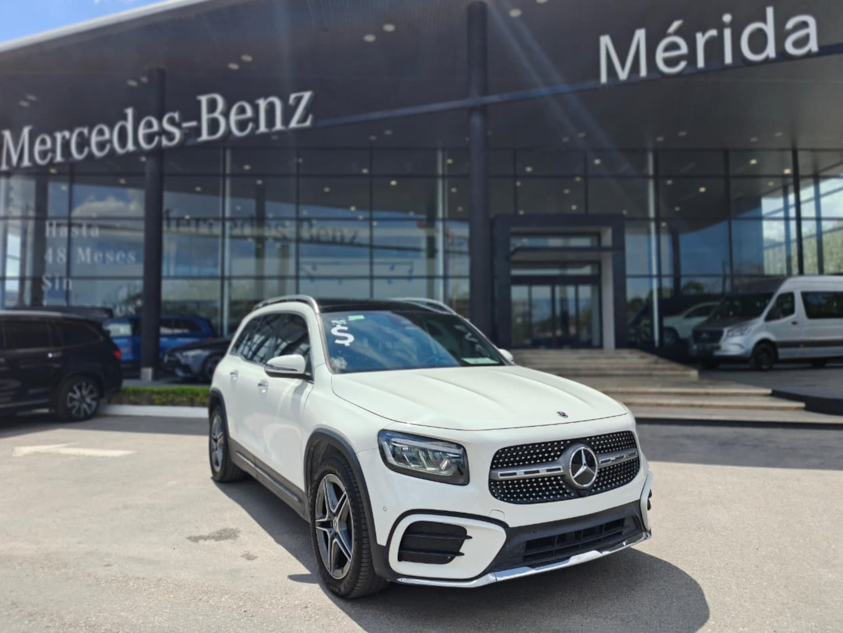 2025 Mercedes-Benz GLB 4MATIC