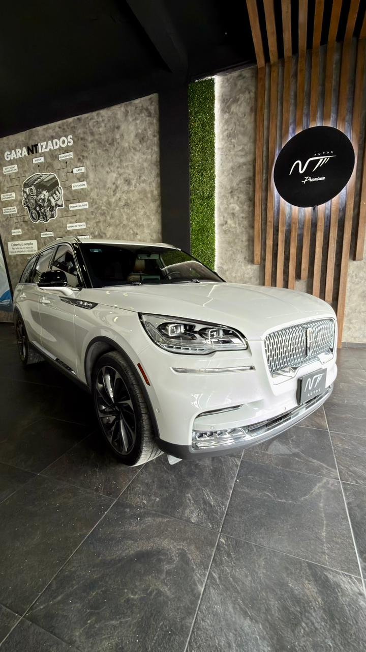 Photo 1 of 3 — 2022 Lincoln Aviator RESERVE 3.0 L T V6