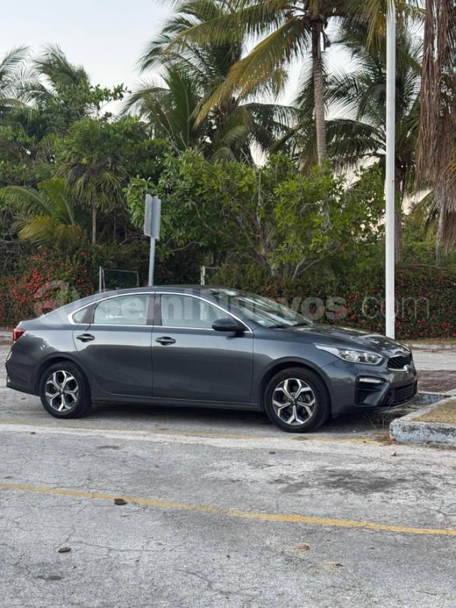Foto 1 de 3 — 2021 Kia Forte 2.0 EX 4 p At