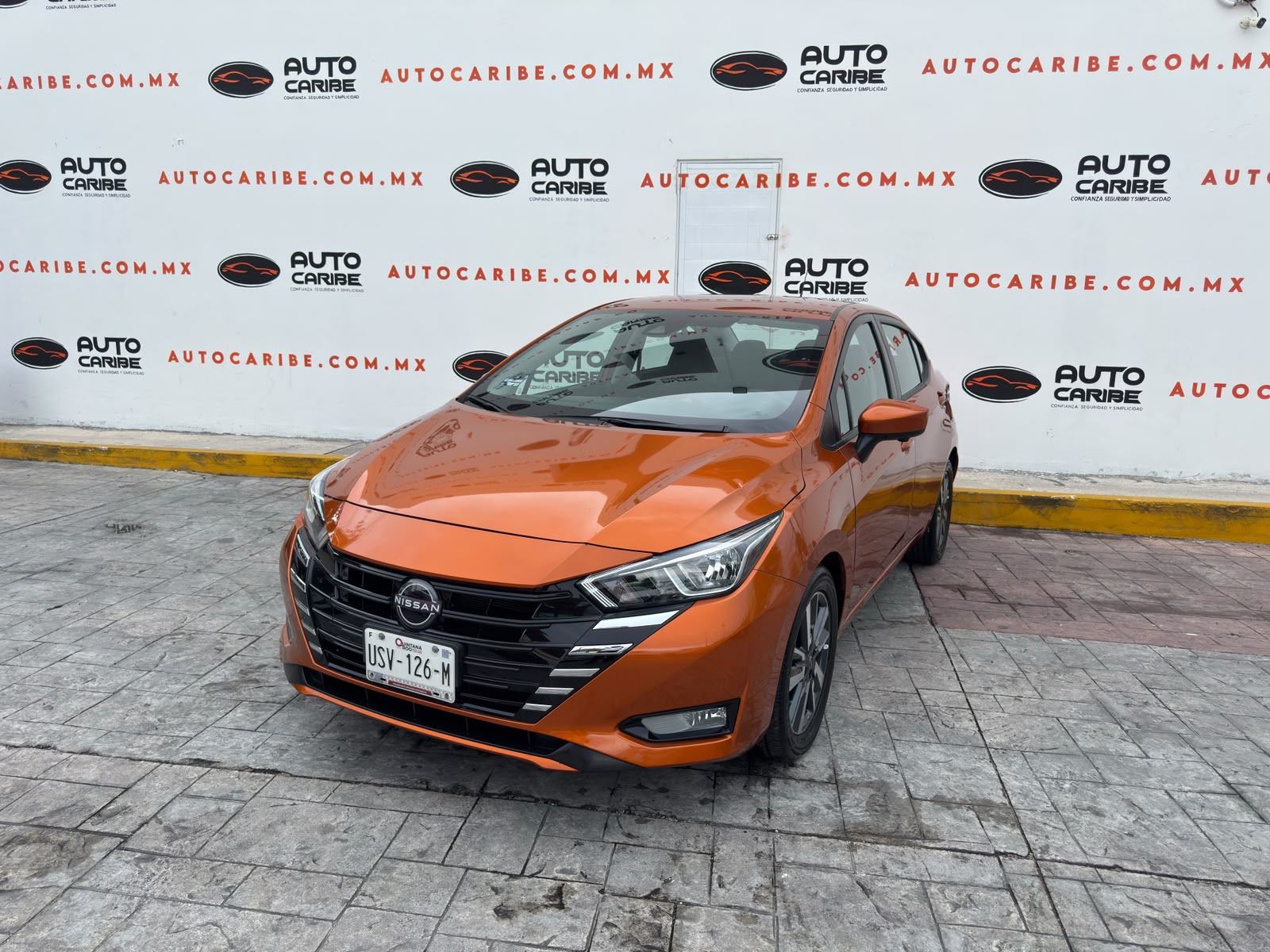 Foto 1 de 10 — 2024 Nissan Versa ADVANCE