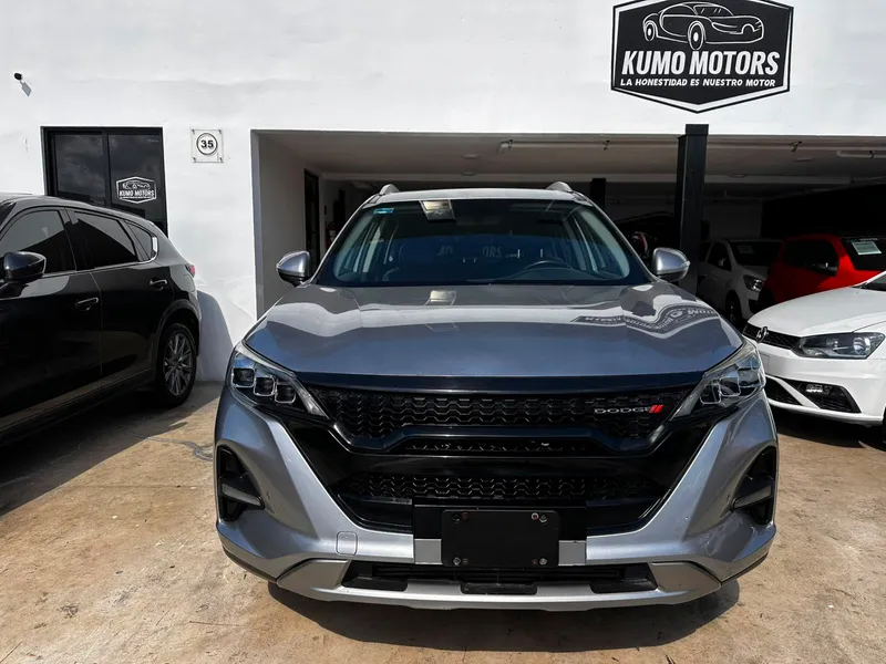 Foto 1 de 2 — 2022 Dodge Journey SXT
