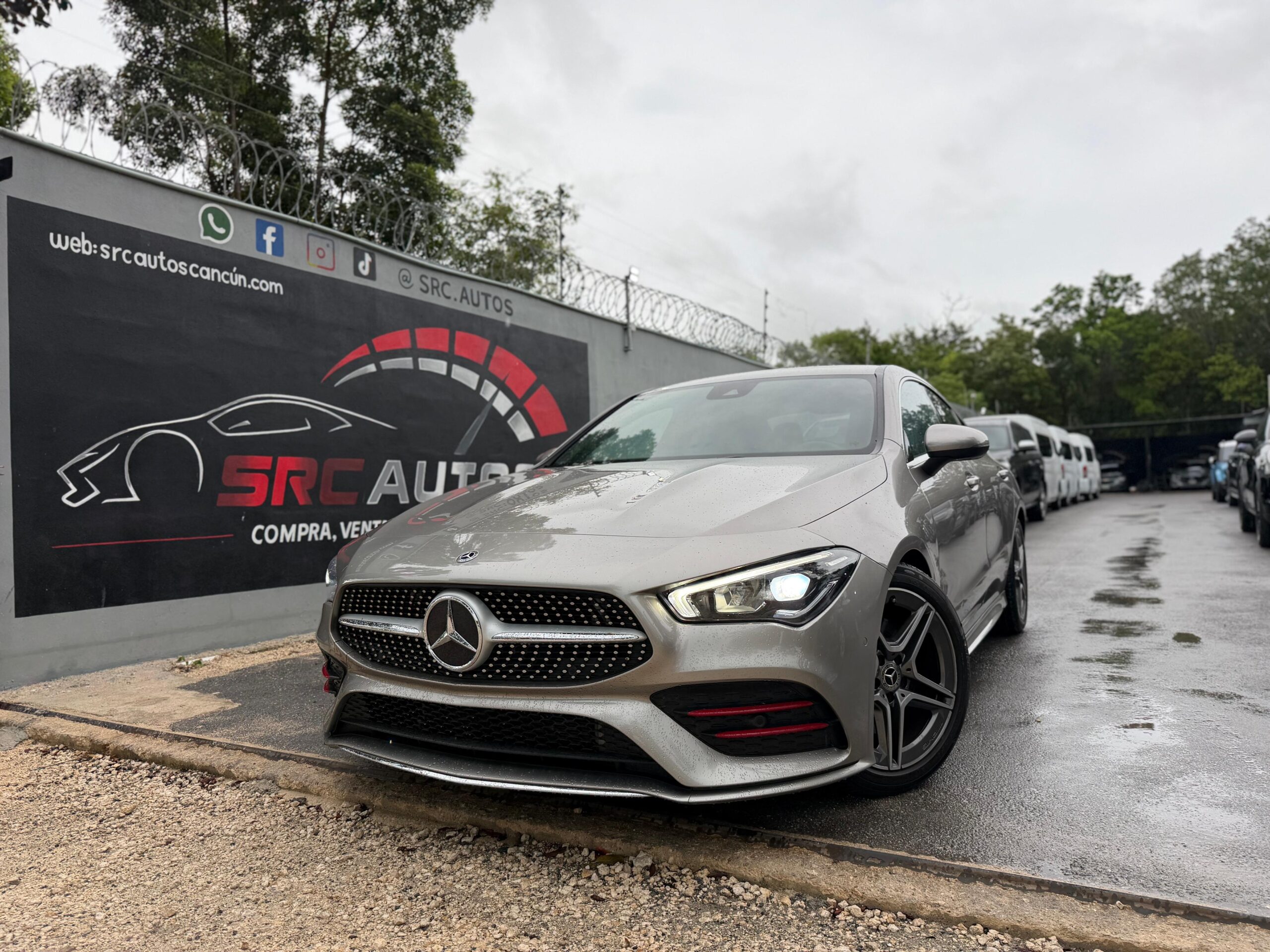 Foto 1 de 2 — 2020 Mercedes-Benz CLA