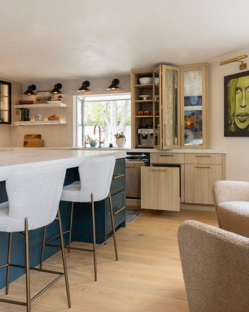 Temecula — Kitchen · Two-tone