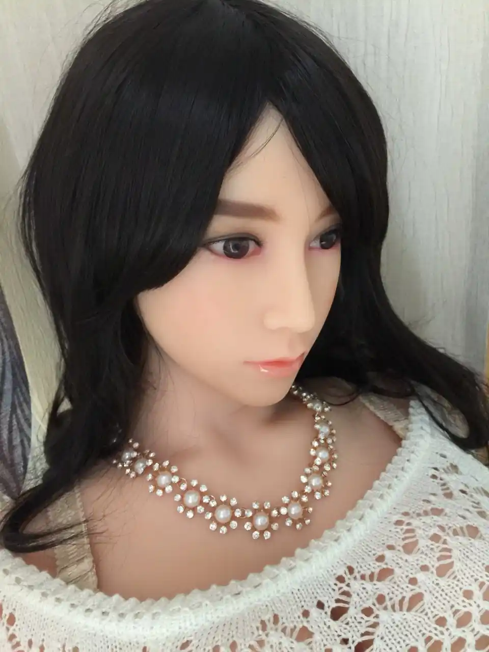 5'2 ft (158cm) D-Cup