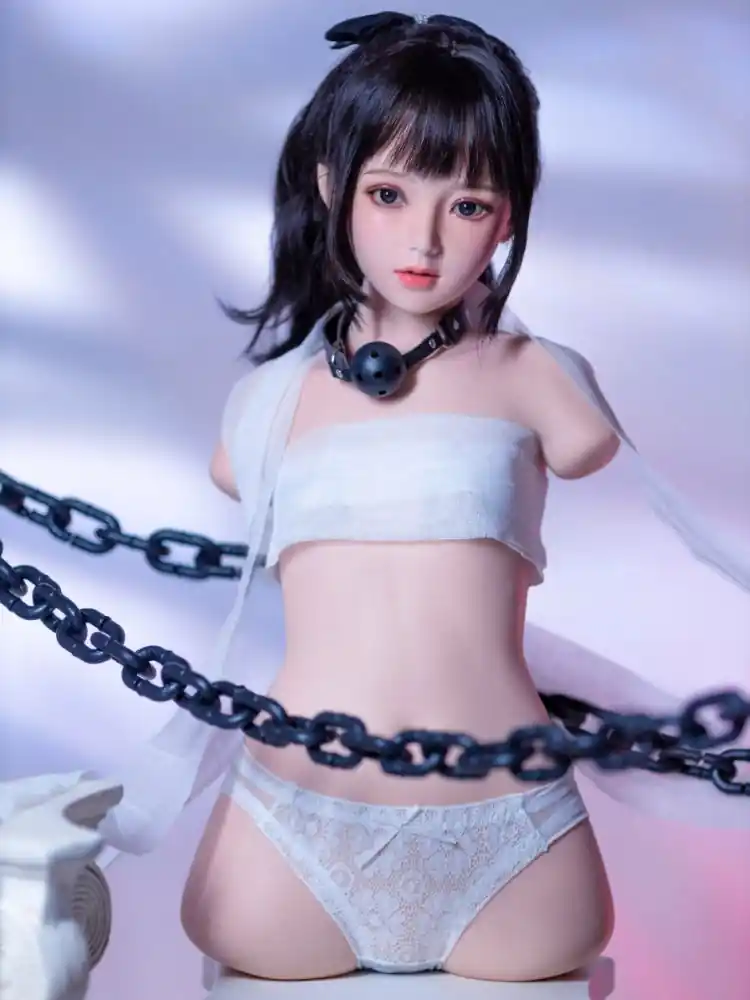 T941-40.5lb/77cm 2.1 AA Cup Flat Chest Mini Japanese Silicone Torso Sex Doll With Head– Portable, Discreet, And Affordable｜Bezlya Doll