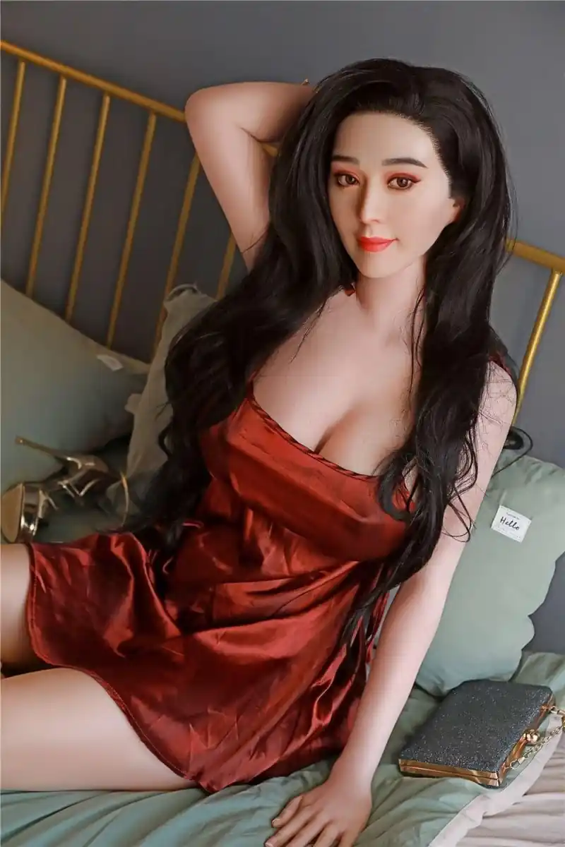 168cm (5ft 6in) F-Cup Chinese Celebrity Silicone Head Sex Doll - Mirabelle