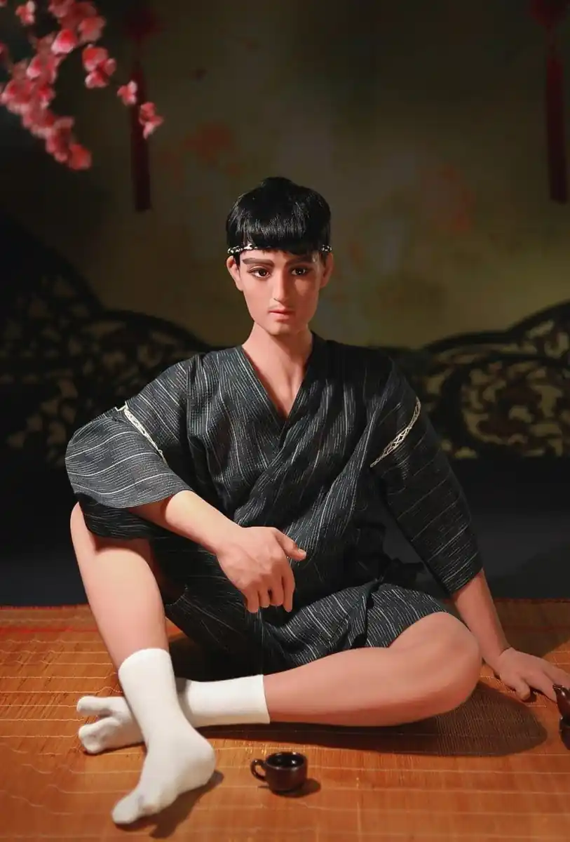 165cm (5ft 5in) Japanese Boy Sex Doll - Lindsay