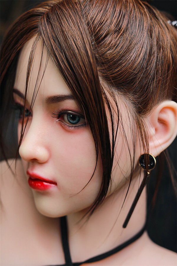 Chinese Small Tits Silicone Head Sex Doll Adora 170cm
