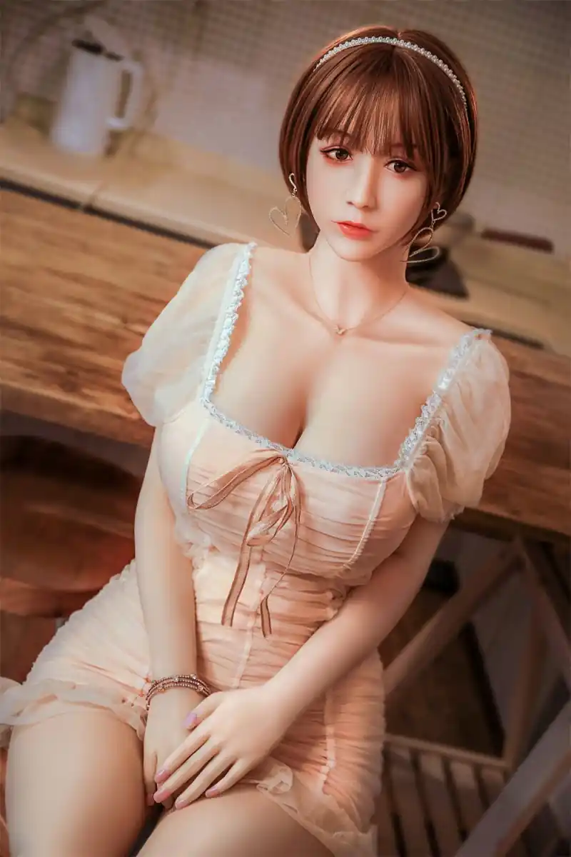 Super Love Doll | US In Stock 158cm Big Breast Brown Red Eyes Golden Hair Natural Skin Sex Doll