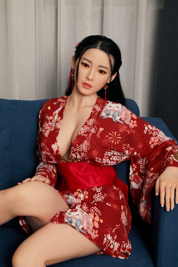 Big Boobs Chinese Silicone Sex Doll Selene 165cm