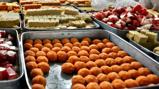 Children Fall Sick After Eating Sweets in Aurangabad — Mystery Illness Triggers Investigation