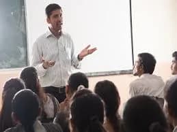 Bihar Govt Prepares New Coaching Policy; Government Teachers Barred from Coaching Jobs