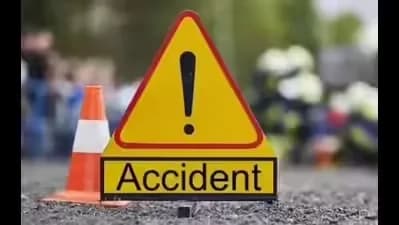 Truck-Bike Collision in Jehanabad Claims Two Lives; Police Investigating