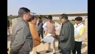 Patna DM Inspects Sites for Cruise Terminal, Jetty and Ship Repair Hub