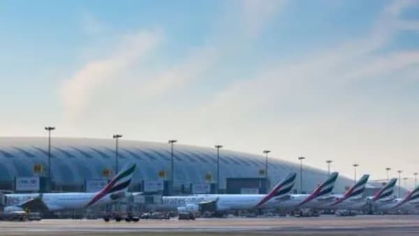 Stranded Passenger Praises UAE’s Response to Flight Cancellations