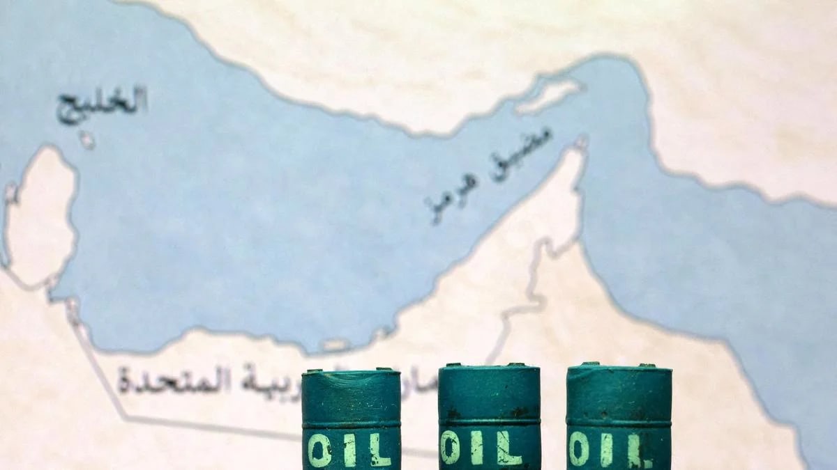 Iran Announces Alternative Routes for Ships in Strait of Hormuz Amid Mine Threat