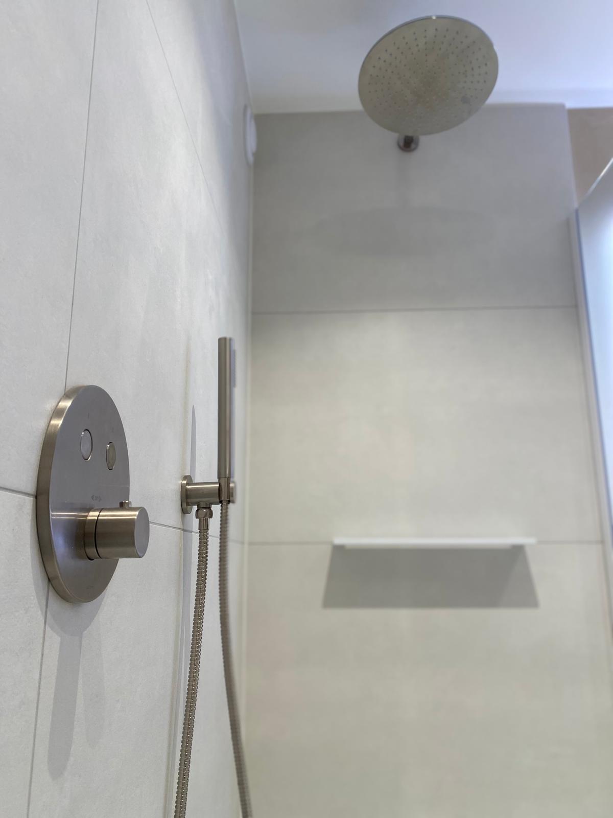 Détail robinetterie salle de bain