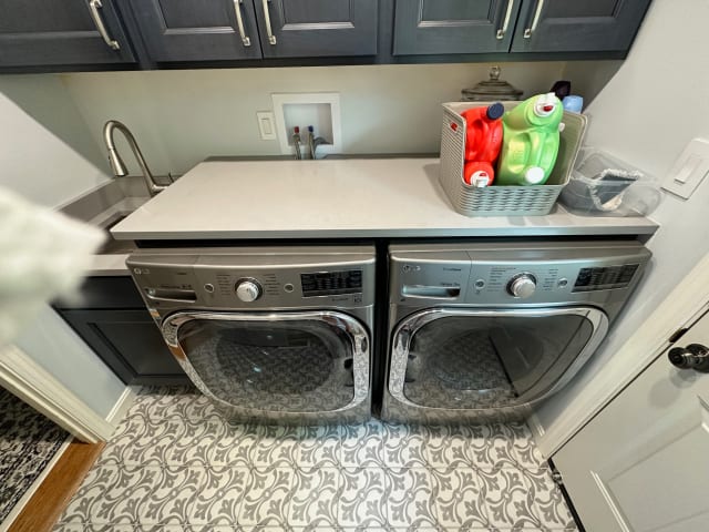 Service image