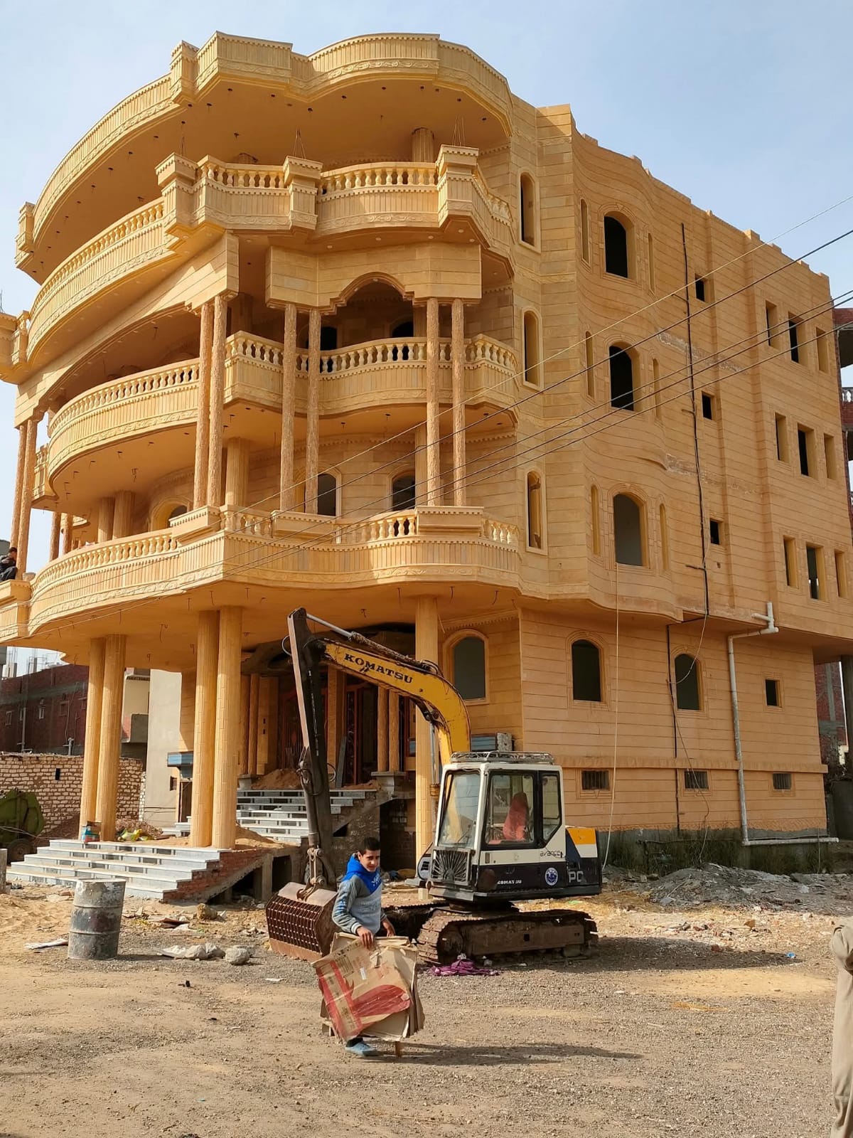 الخصائص البصرية لعينات رخام الجلالة
