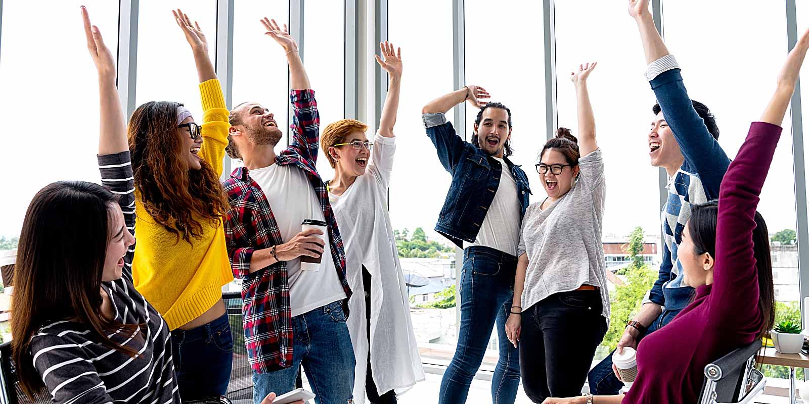 9 Engaging Teamwork Building Activities Your Team Will Love