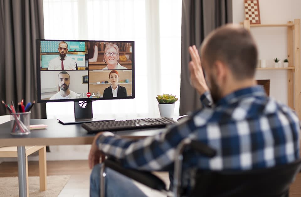Virtual Team Building: Bonding Online