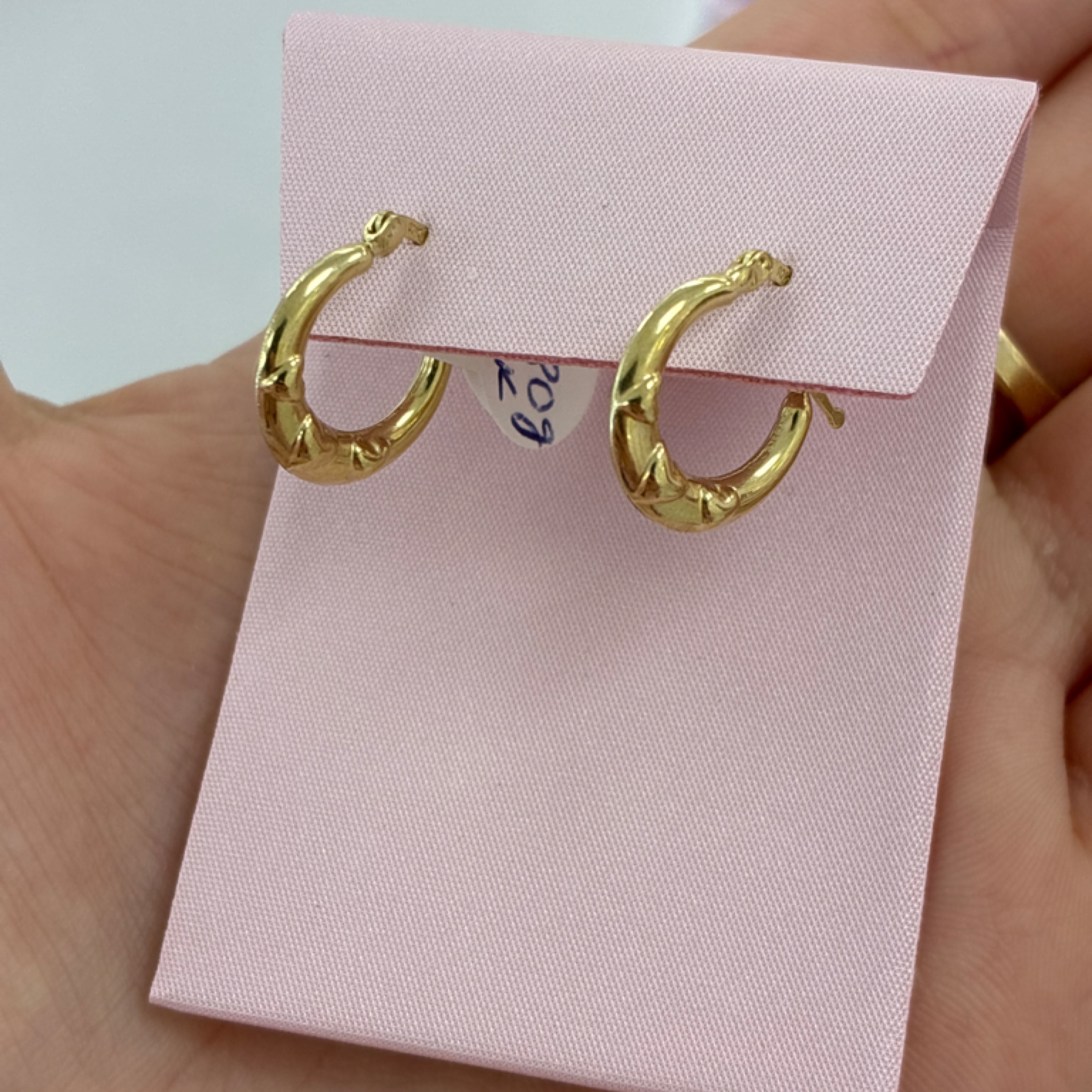 Plain hoops with three hearts 10KT