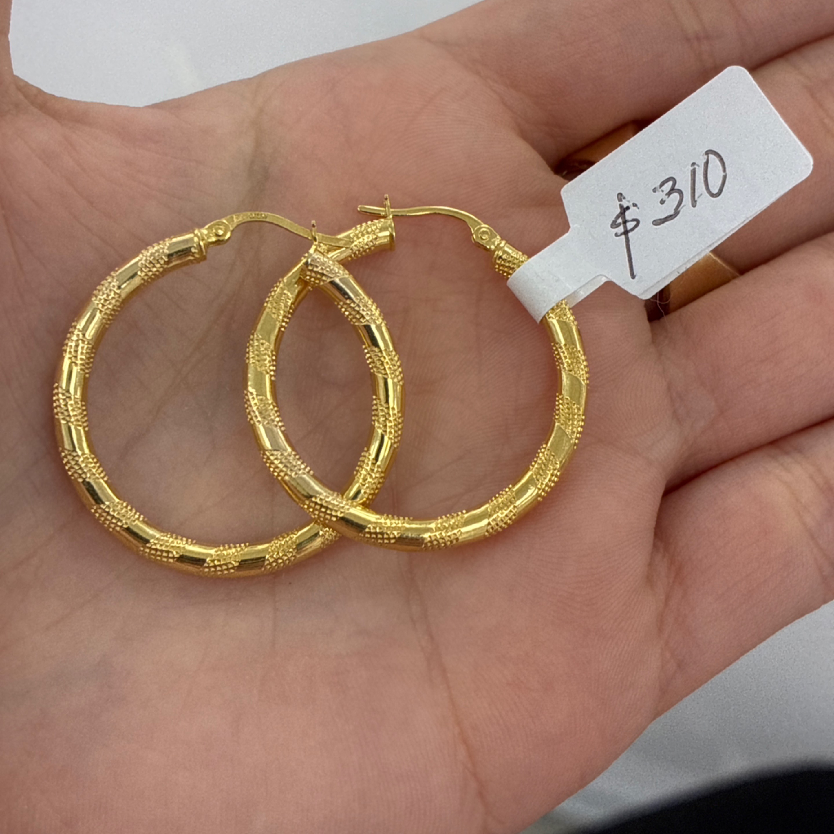 Medium hoops with design 10KT