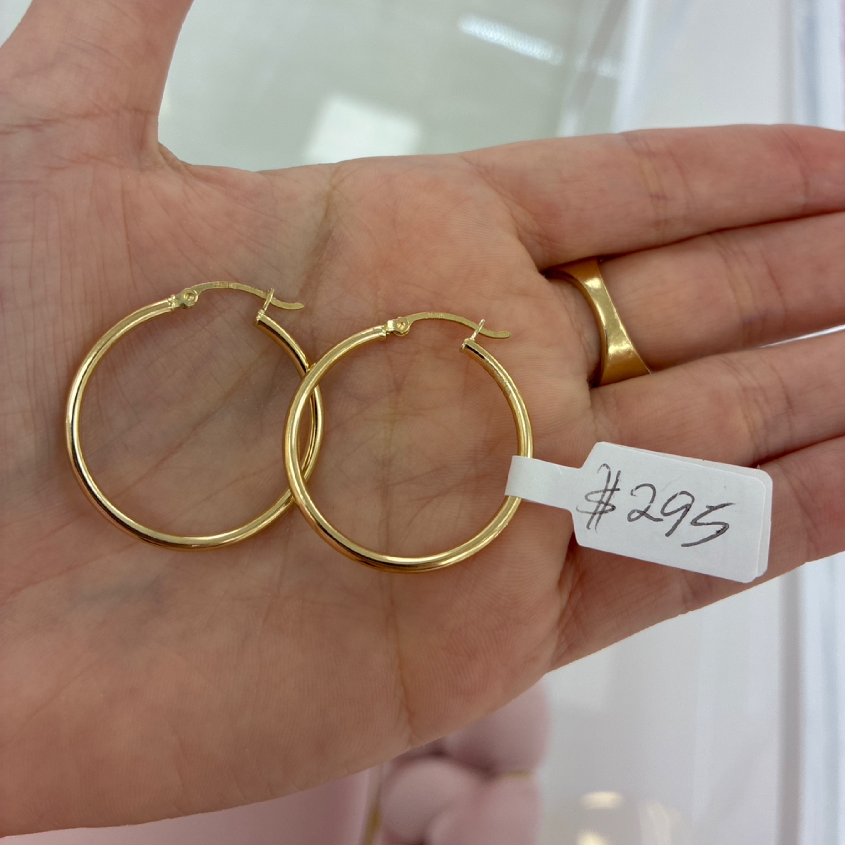 Plain thin hoops 10KT