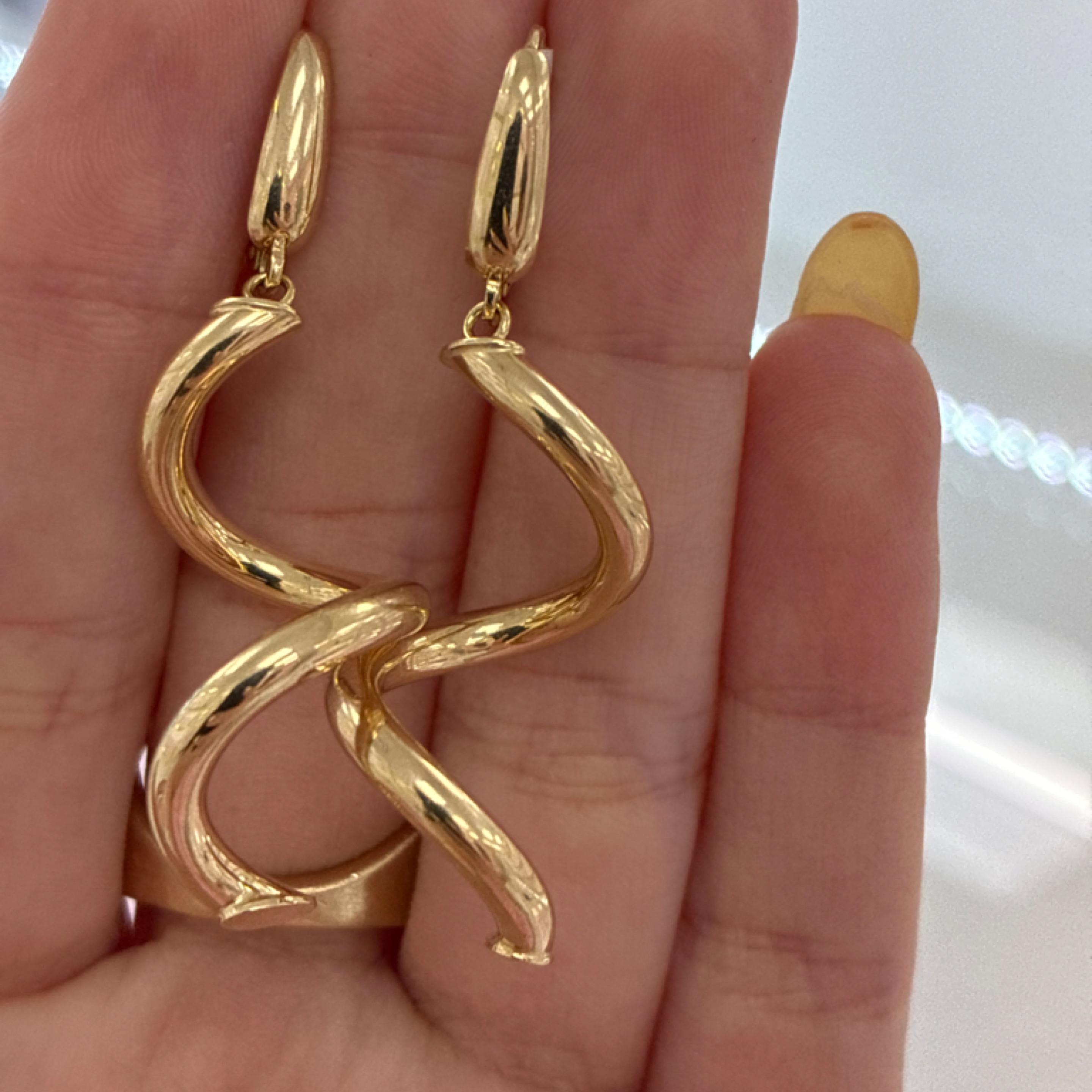 Spiral pendant earrings 10KT