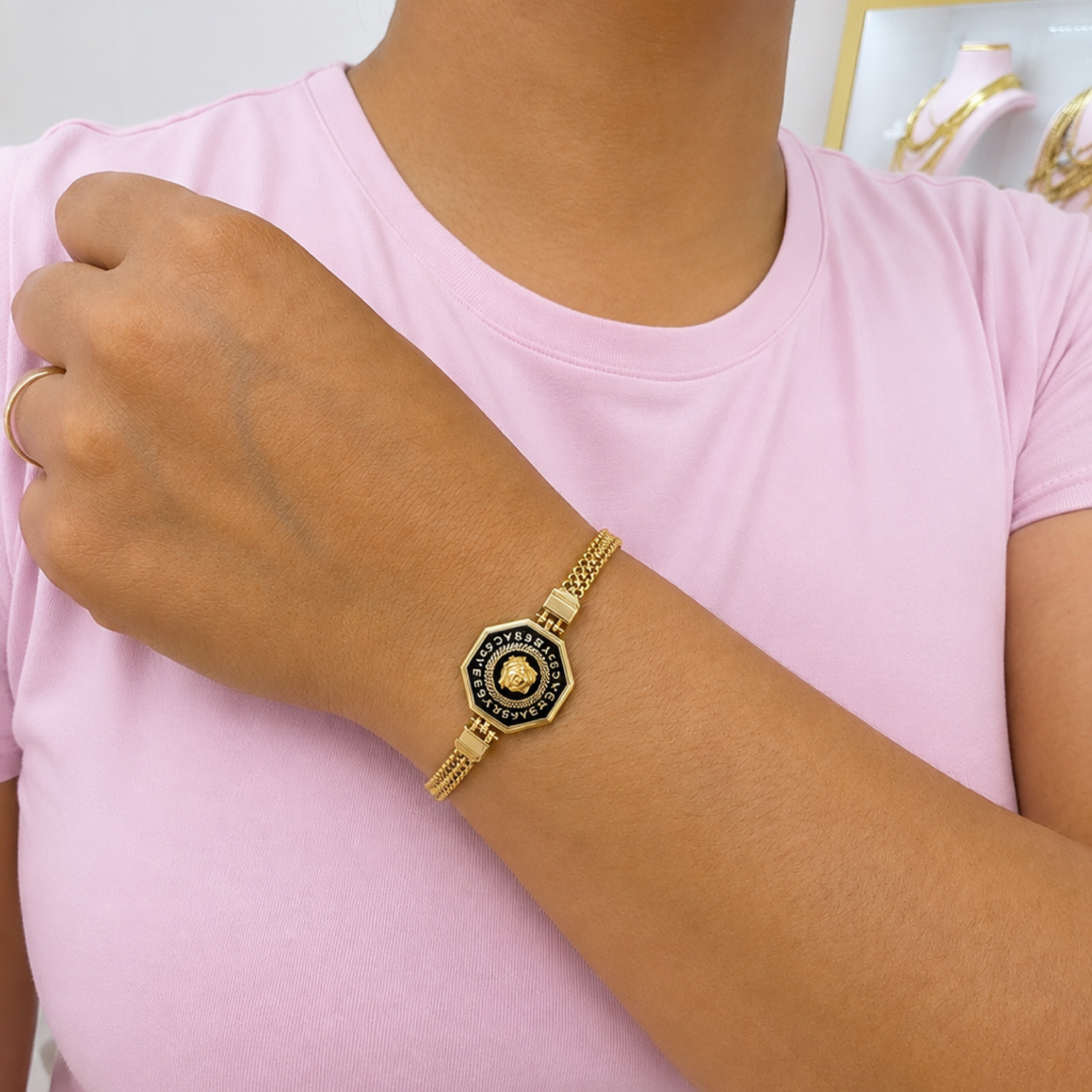 Medusa bracelet 14KT