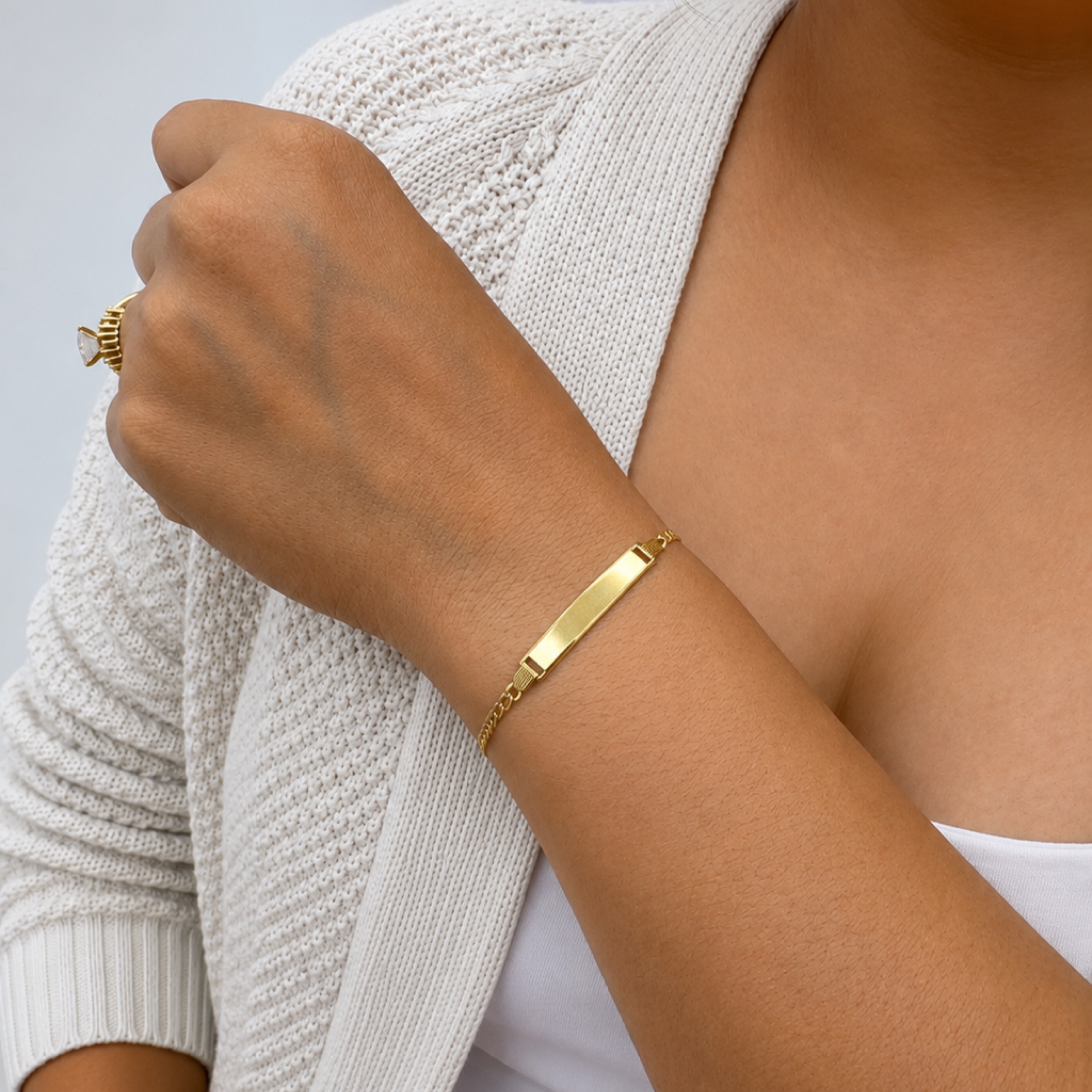 Corte de brillo C baby bracelet 2.5mm 14KT