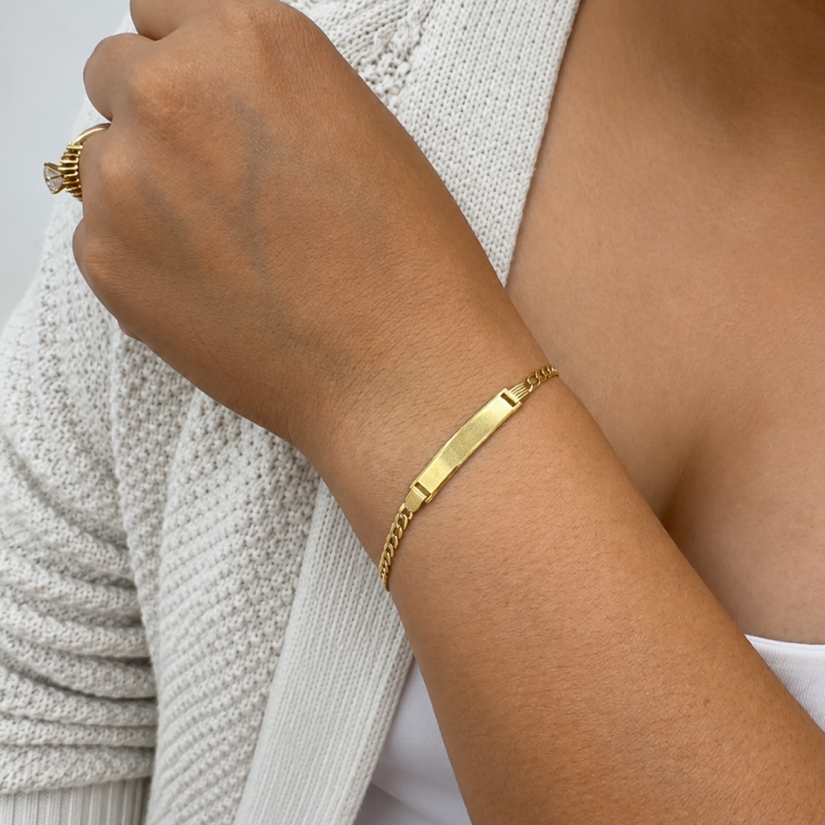 Corte de brillo baby bracelet 4mm 14KT