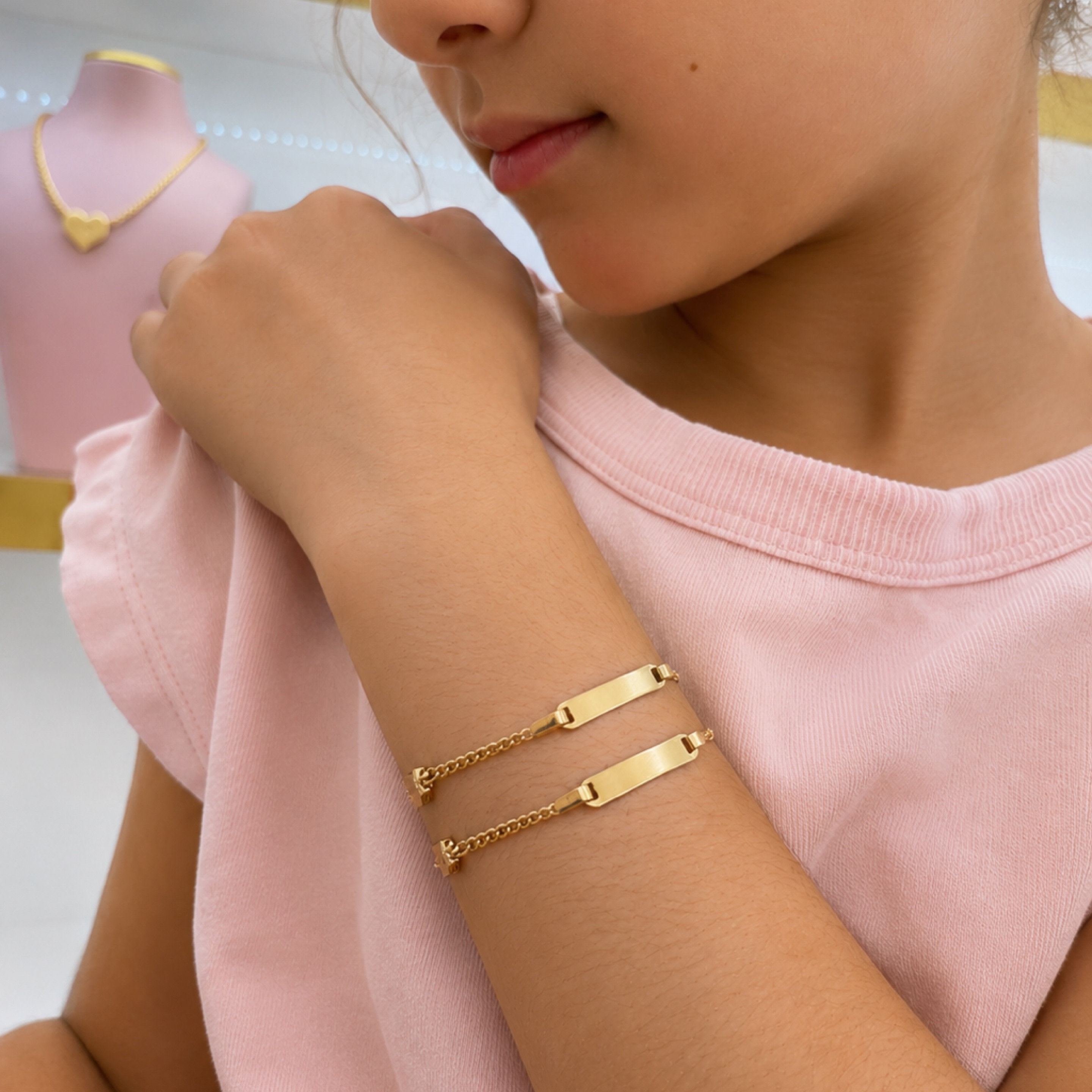 Corte de brillo baby bracelet with charm 14KT