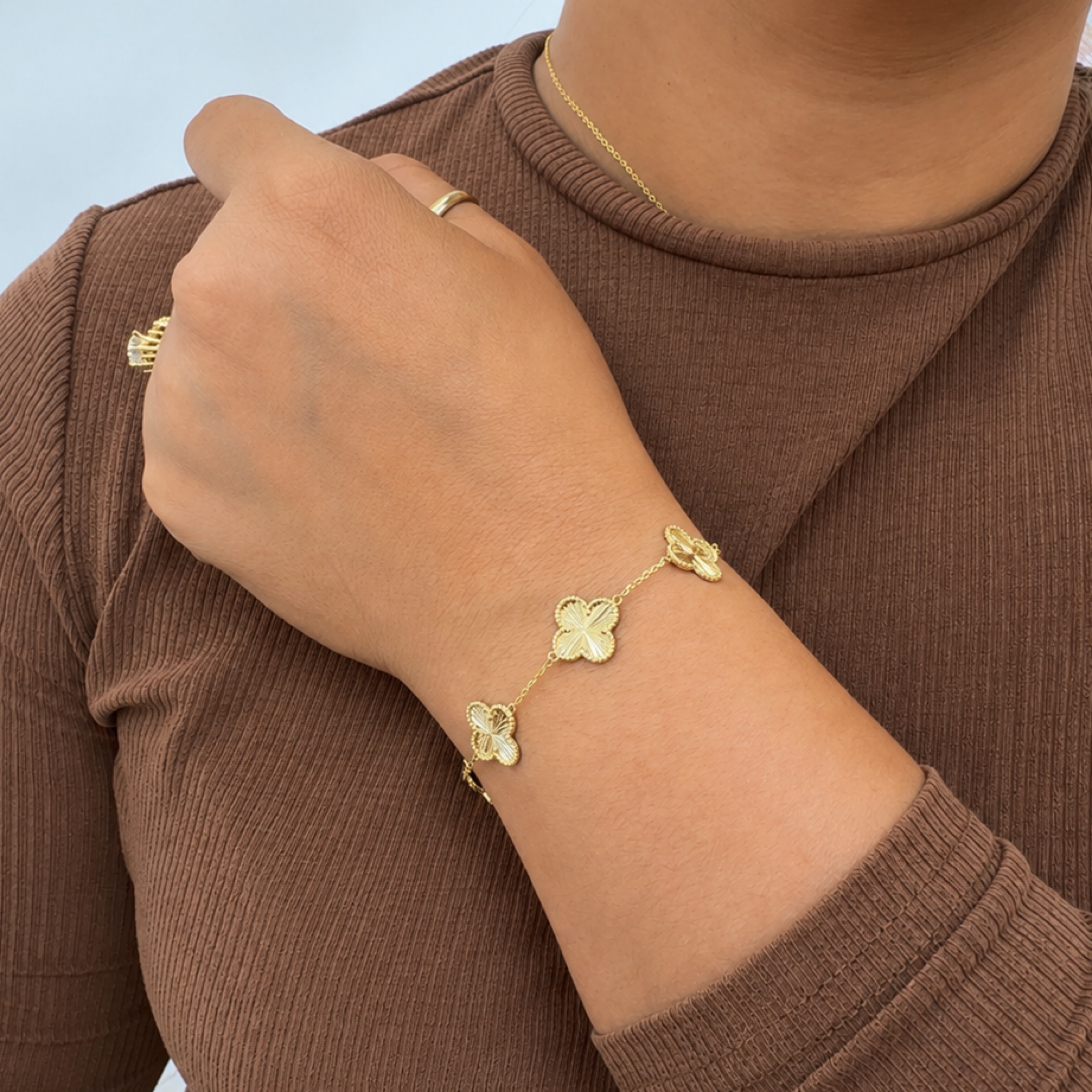 Big Golden Flowers Bracelet 14KT