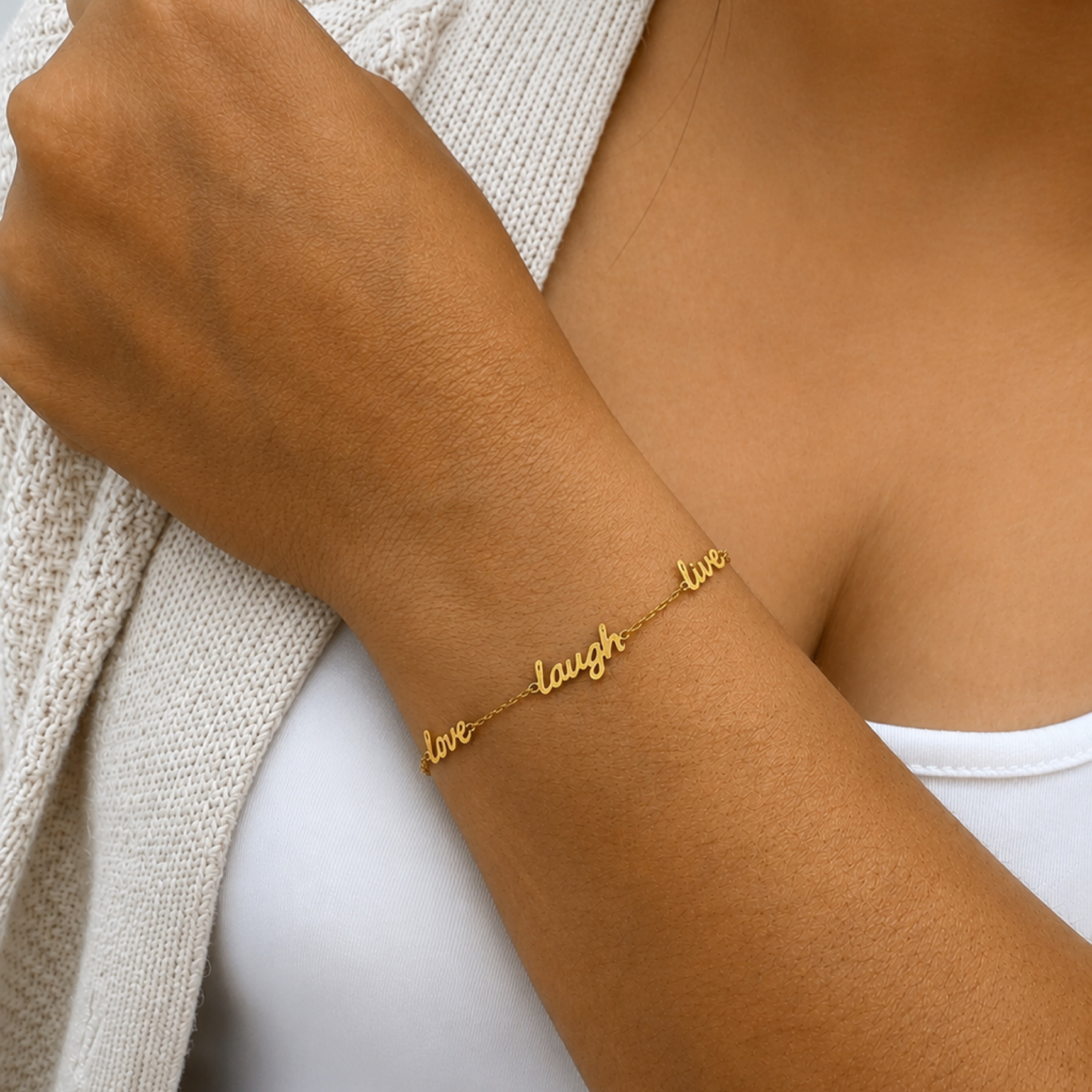 Live Laugh Love woman bracelet 10KT