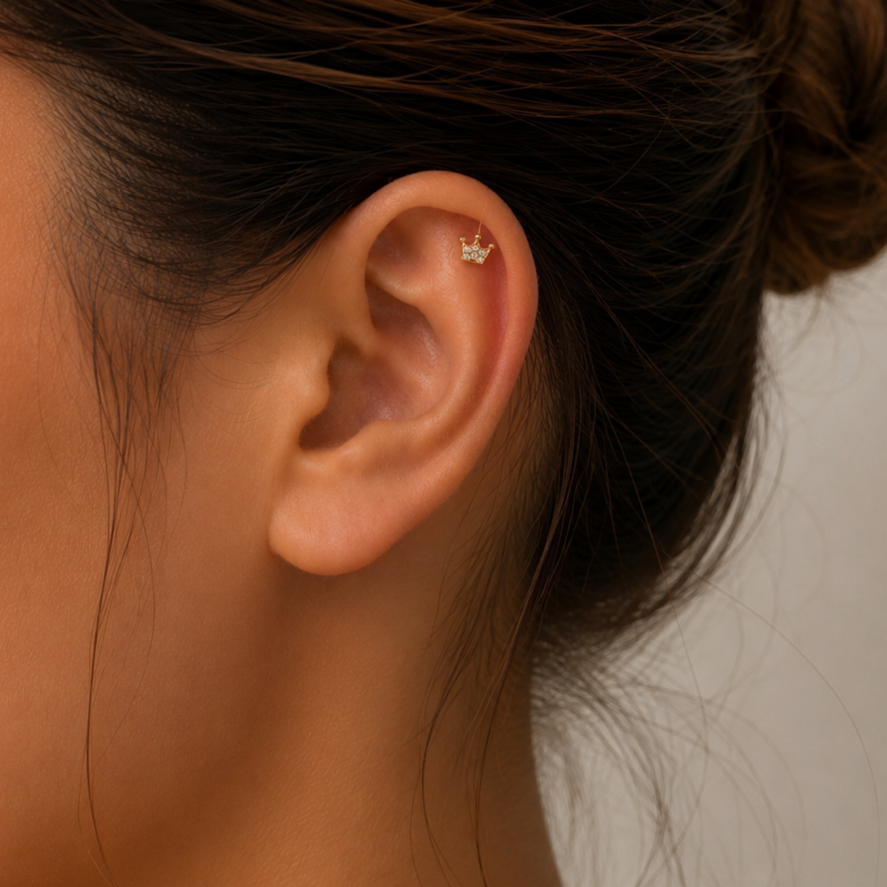 Crown ear piercing 14KT