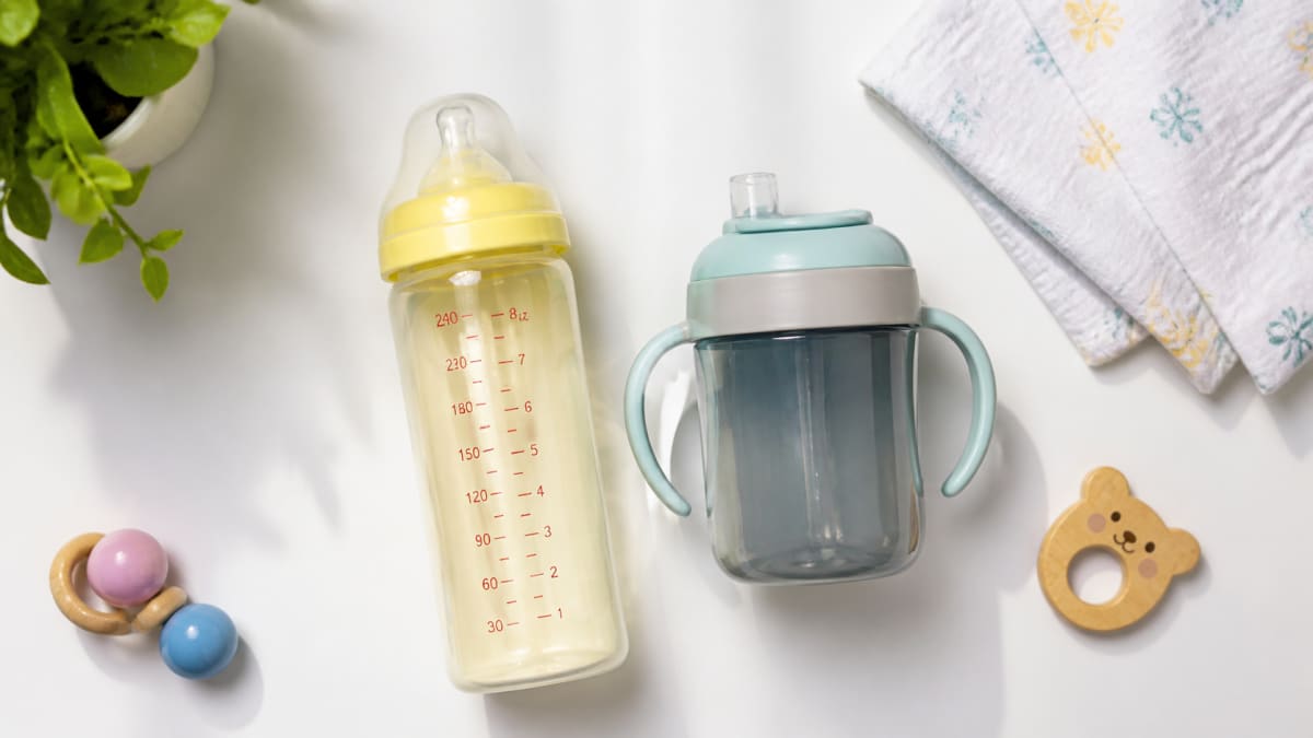 Glass vs Plastic Baby Bottles: Which is Safer for Indian Homes?