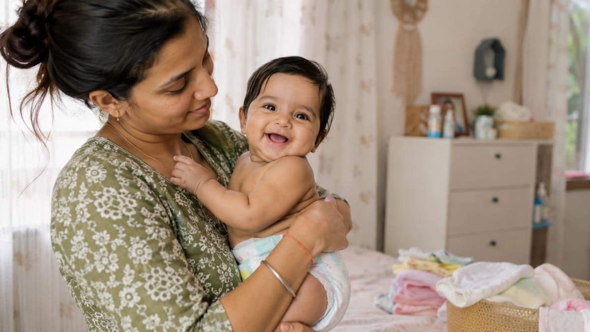 Cloth Diapers and Hip Dysplasia: Separating Myth from IAP Evidence in 2026