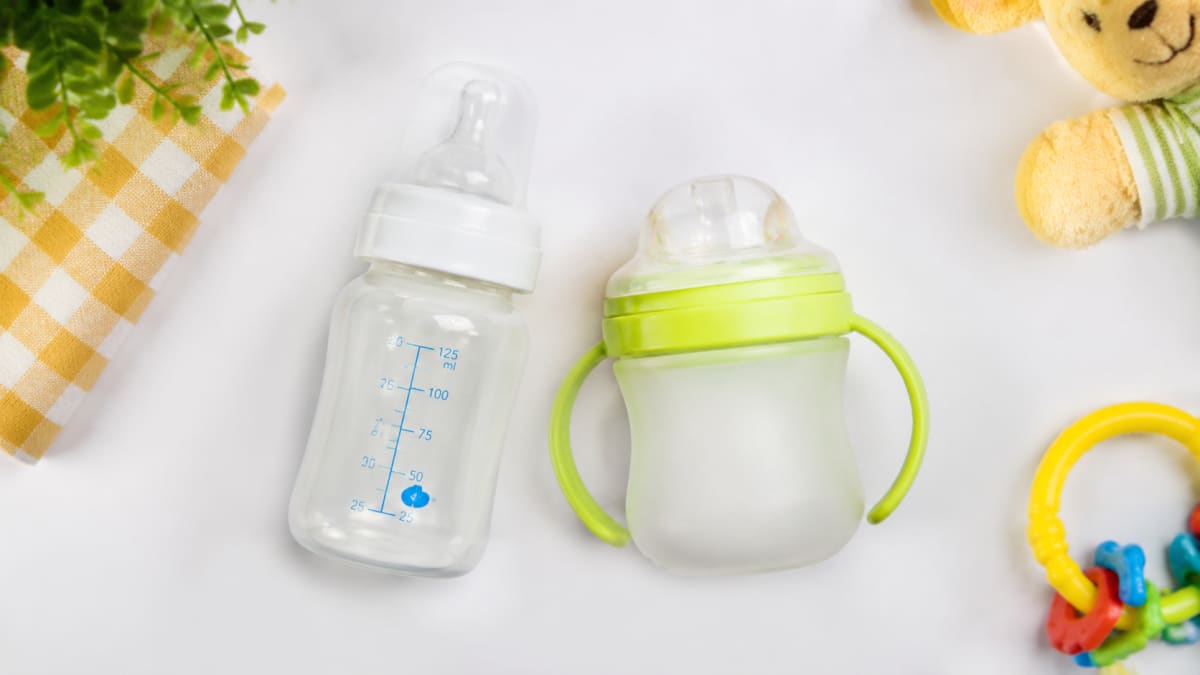 Medela Freestyle Flex vs Morisons Baby Dreams: Which Electric Breast Pump is Worth It for Working Mums in India?