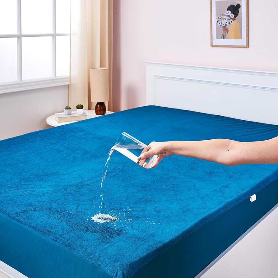 AmazonBasics Waterproof Fitted Mattress Protector for Baby Crib