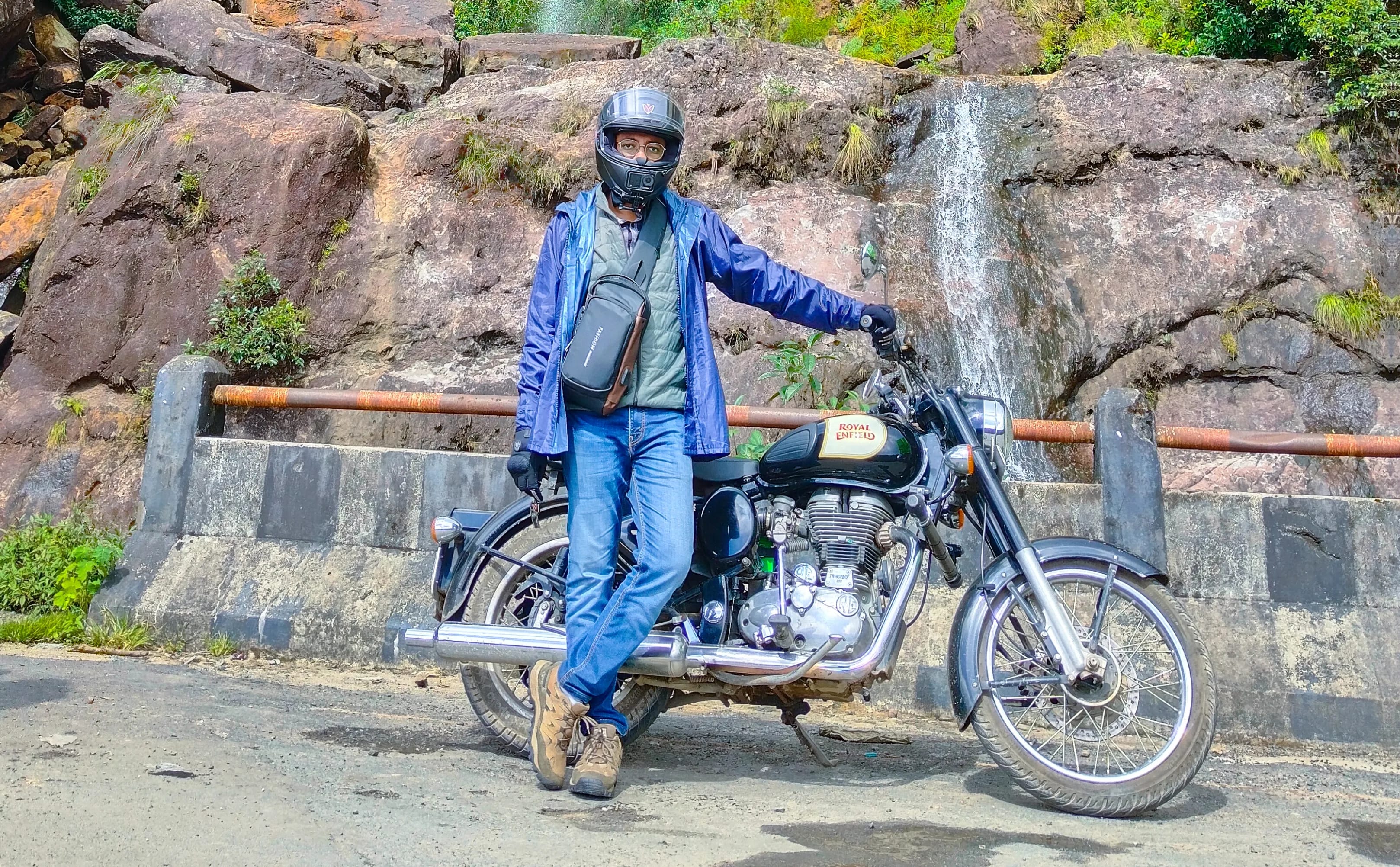 why motosocket rides an old motorcycle