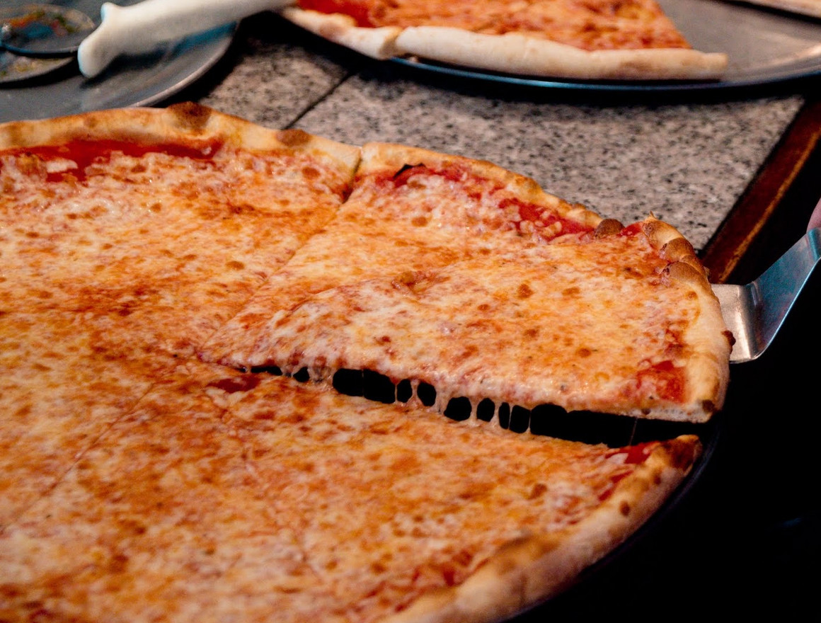 Lino’s Pizzeria