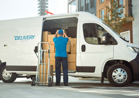 Courier Van Hire: The Best Choices