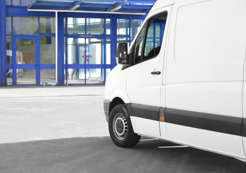 The Essential Guide to Automatic Van Hire for Businesses